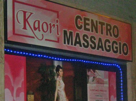 Massaggi Barletta, Annunci massaggi erotici